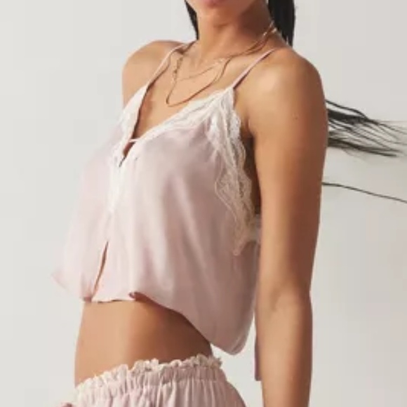 NWOT Urban Outfitters Out From Under Juliette Lacy Satin Cropped Cami - Picture 2 of 5